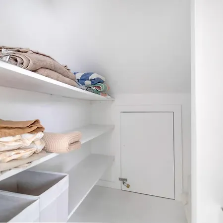 Apartment Cosy Duplex Rooftoop W/ Ac | By Airnest Lisbon