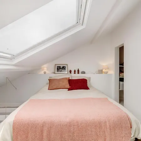 Apartment Cosy Duplex Rooftoop W/ Ac | By Airnest Lisbon