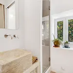 Διαμέρισμα Cosy Duplex Rooftoop W/ Ac | By Airnest Lisboa